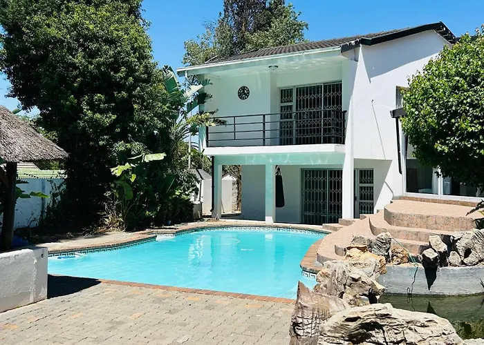 Mondeor Holiday Home