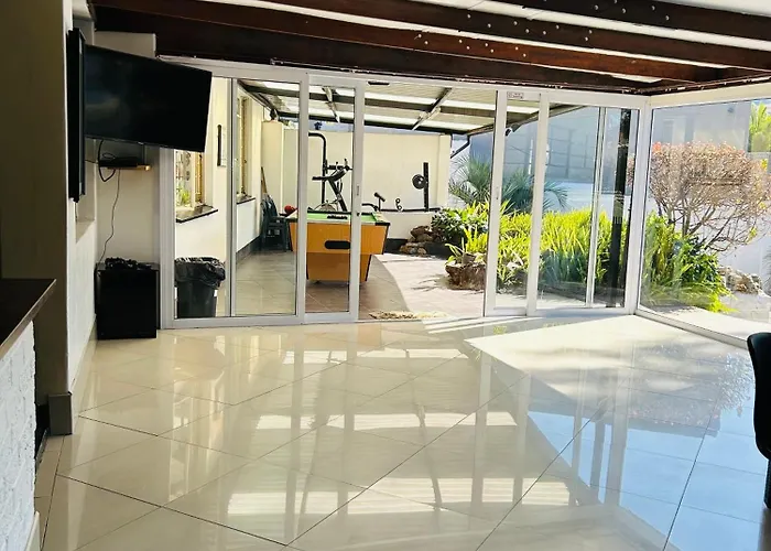 Mondeor Holiday Home